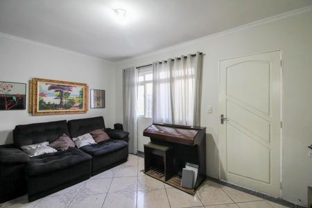 Casa para alugar com 320m², 3 quartos e 2 vagasSala