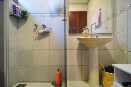 Casa à venda com 102m², 3 quartos e 3 vagasBanheiro da Suíte