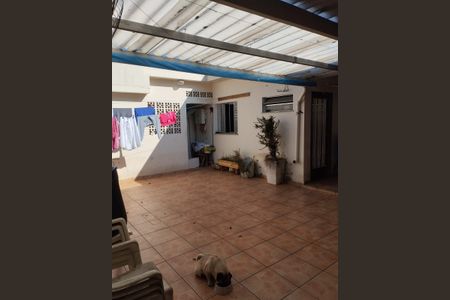 Casa à venda com 250m², 4 quartos e 3 vagasÁrea Externa