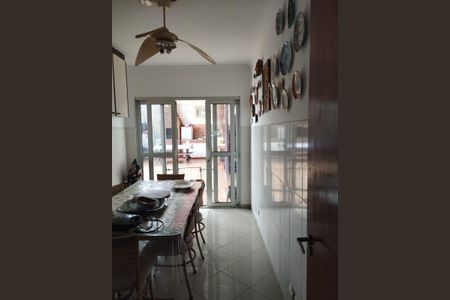 Casa à venda com 250m², 4 quartos e 3 vagasCozinha