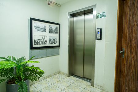 Apartamento à venda com 35m², 1 quarto e sem vaga Apartamento à venda com 35m², 1 quarto e sem vagaÁrea comum - Elevador