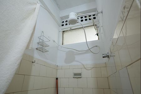 Apartamento à venda com 35m², 1 quarto e sem vaga Apartamento à venda com 35m², 1 quarto e sem vagaBanheiro Social