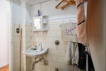 Apartamento à venda com 35m², 1 quarto e sem vaga Apartamento à venda com 35m², 1 quarto e sem vagaBanheiro Social