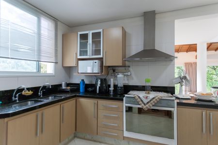 Casa de condomínio à venda com 268m², 3 quartos e 2 vagasCozinha