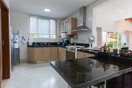 Casa de condomínio à venda com 268m², 3 quartos e 2 vagas Casa de condomínio à venda com 268m², 3 quartos e 2 vagasCozinha