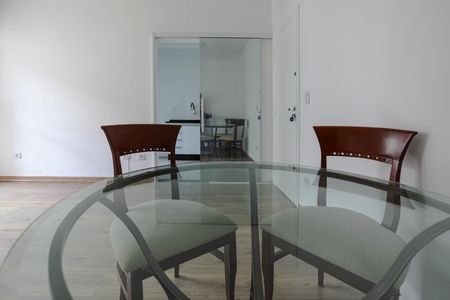 Apartamento para alugar com 75m², 2 quartos e 1 vagaSala