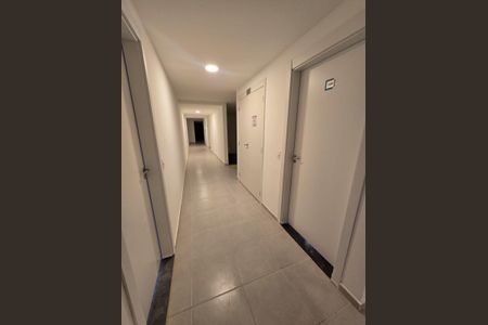 Corredor de apartamento à venda com 2 quartos, 58m² em Taquara, Rio de Janeiro