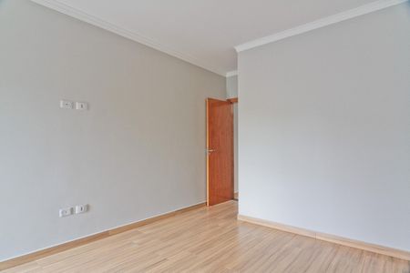 Casa à venda com 110m², 3 quartos e 2 vagas Casa à venda com 110m², 3 quartos e 2 vagasSuíte