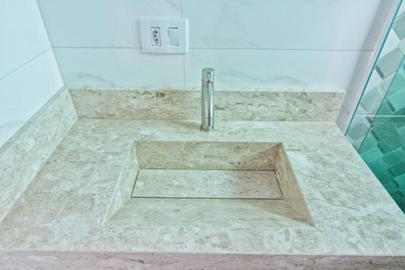 Casa à venda com 110m², 3 quartos e 2 vagas Casa à venda com 110m², 3 quartos e 2 vagasBanheiro da Suíte