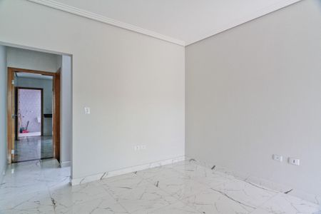 Casa à venda com 110m², 3 quartos e 2 vagas Casa à venda com 110m², 3 quartos e 2 vagasSala