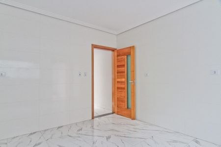 Casa à venda com 110m², 3 quartos e 2 vagas Casa à venda com 110m², 3 quartos e 2 vagasCozinha