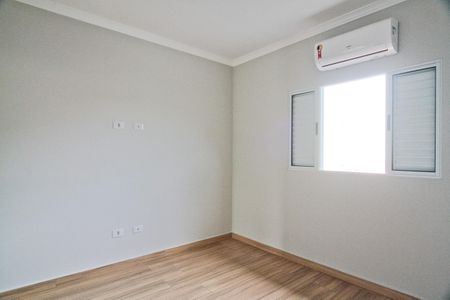 Casa à venda com 110m², 3 quartos e 2 vagas Casa à venda com 110m², 3 quartos e 2 vagasQuarto 1