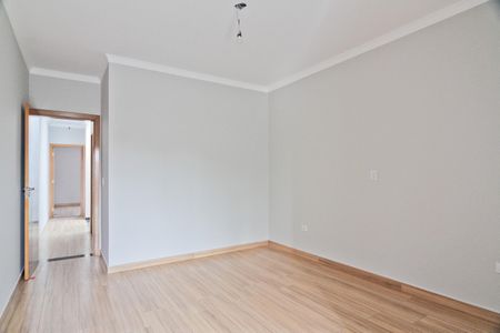 Casa à venda com 110m², 3 quartos e 2 vagas Casa à venda com 110m², 3 quartos e 2 vagasSuíte