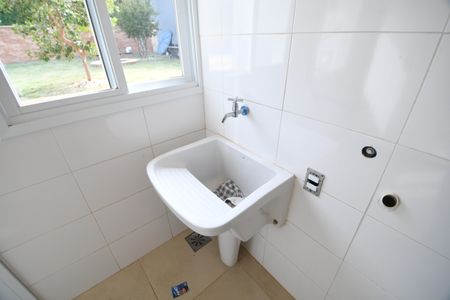 Casa de condomínio à venda com 402m², 4 quartos e 4 vagasÁrea de Serviço