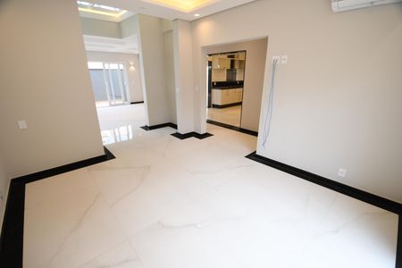 Casa de condomínio à venda com 402m², 4 quartos e 4 vagasSala 2