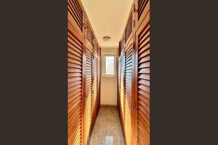 Apartamento à venda com 380m², 5 quartos e 3 vagasCloset do Quarto 4