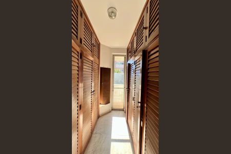 Apartamento à venda com 380m², 5 quartos e 3 vagasCloset/Quarto 2