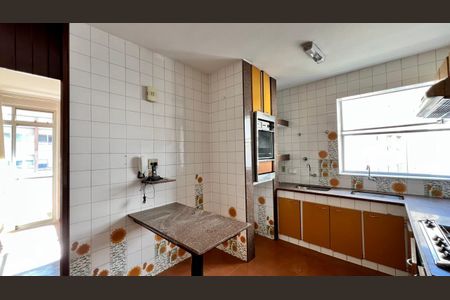 Apartamento à venda com 380m², 5 quartos e 3 vagasCozinha