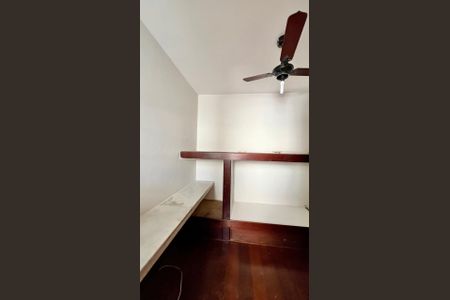 Apartamento à venda com 380m², 5 quartos e 3 vagasQuarto de Serviço