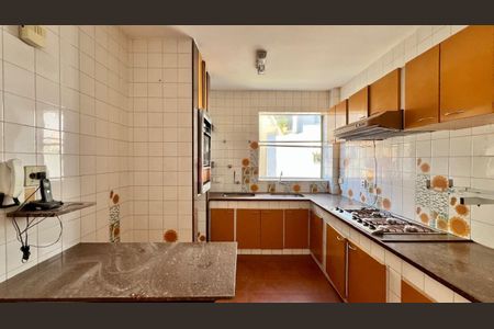 Apartamento à venda com 380m², 5 quartos e 3 vagasCozinha