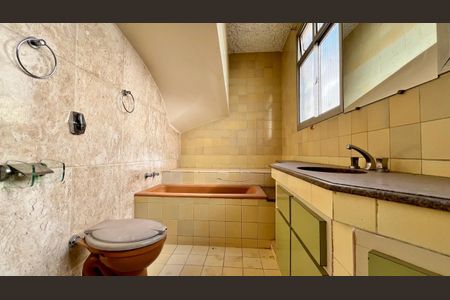 Apartamento à venda com 380m², 5 quartos e 3 vagasBanheiro