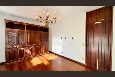 Apartamento à venda com 380m², 5 quartos e 3 vagasSala