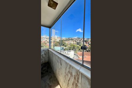 Apartamento à venda com 380m², 5 quartos e 3 vagasVaranda/Quarto 2