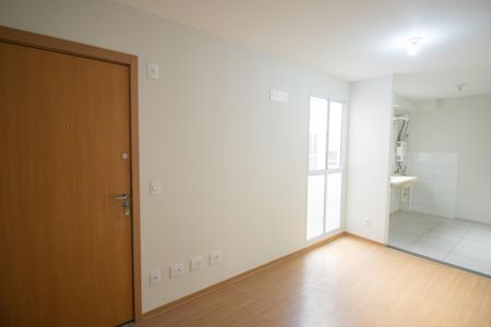 Sala de apartamento para alugar com 2 quartos, 42m² em Vila Lage, São Gonçalo