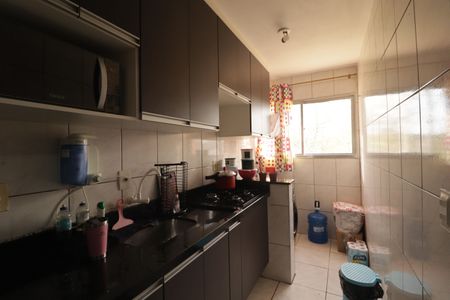 Apartamento à venda com 48m², 2 quartos e 1 vagaCozinha
