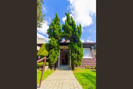 Casa à venda com 290m², 4 quartos e 3 vagasFachada Interna