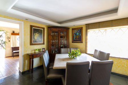 Casa à venda com 290m², 4 quartos e 3 vagasSala de jantar