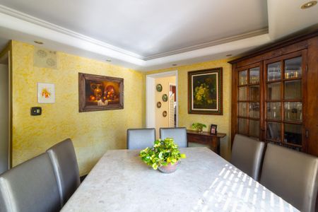 Casa à venda com 290m², 4 quartos e 3 vagasSala de jantar