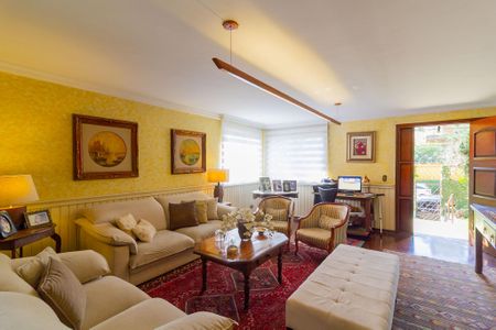 Casa à venda com 290m², 4 quartos e 3 vagasSala de Estar