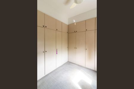 Casa à venda com 290m², 4 quartos e 3 vagasQuarto 2 - Suite 2