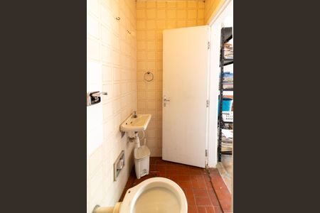 Casa à venda com 290m², 4 quartos e 3 vagasBanheiro de serviço