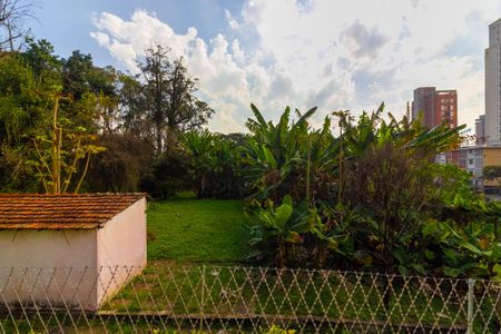 Casa à venda com 290m², 4 quartos e 3 vagasQuarto 2 - Suite 2 vista