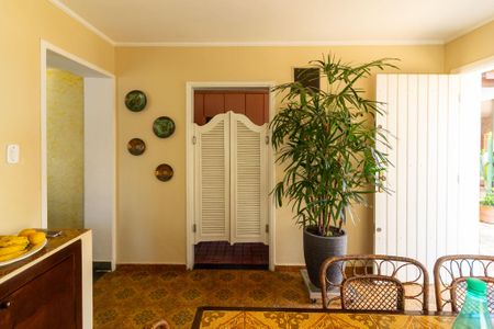 Casa à venda com 290m², 4 quartos e 3 vagasCopa