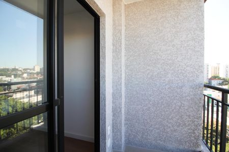 Apartamento à venda com 27m², 1 quarto e sem vaga Apartamento à venda com 27m², 1 quarto e sem vagaVaranda