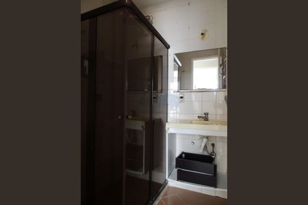 Apartamento à venda com 69m², 3 quartos e 1 vagaBanheiro 2