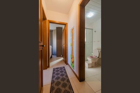 Apartamento à venda com 75m², 2 quartos e 2 vagasCorredor