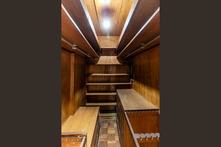 Apartamento para alugar com 180m², 4 quartos e 2 vagasCloset da Suíte