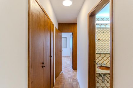 Corredor de apartamento para alugar com 4 quartos, 180m² em Santa Cecilia, São Paulo
