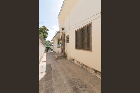 Casa à venda com 1000m², 5 quartos e 8 vagas Casa à venda com 1000m², 5 quartos e 8 vagasÁrea Externa