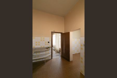 Casa à venda com 1000m², 5 quartos e 8 vagas Casa à venda com 1000m², 5 quartos e 8 vagasCozinha