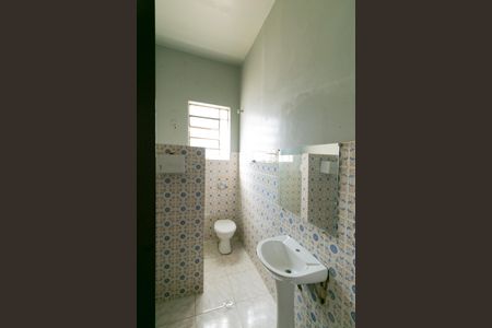 Casa à venda com 1000m², 5 quartos e 8 vagas Casa à venda com 1000m², 5 quartos e 8 vagasBanheiro Social