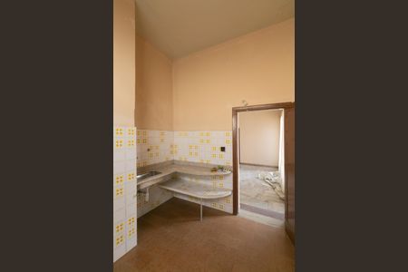 Casa à venda com 1000m², 5 quartos e 8 vagas Casa à venda com 1000m², 5 quartos e 8 vagasCozinha