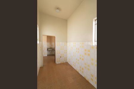 Casa à venda com 1000m², 5 quartos e 8 vagas Casa à venda com 1000m², 5 quartos e 8 vagasCozinha