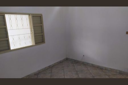 Casa à venda com 181m², 2 quartos e sem vaga Casa à venda com 181m², 2 quartos e sem vagaFoto 02