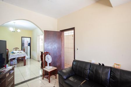 Casa à venda com 290m², 3 quartos e 3 vagasSala 1