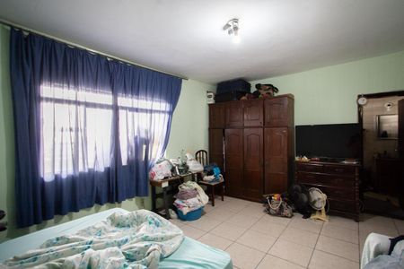 Casa à venda com 290m², 3 quartos e 3 vagasSuíte
